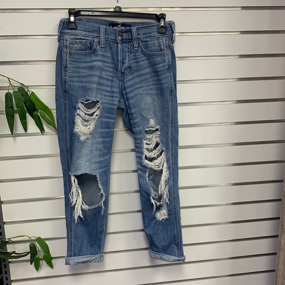 Hollister California Low Rise Boyfriend Jeans